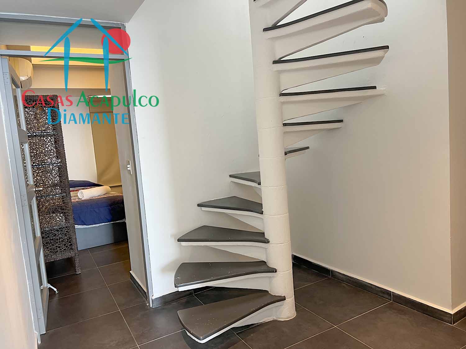 Torre Coral 2509 - Escaleras 2